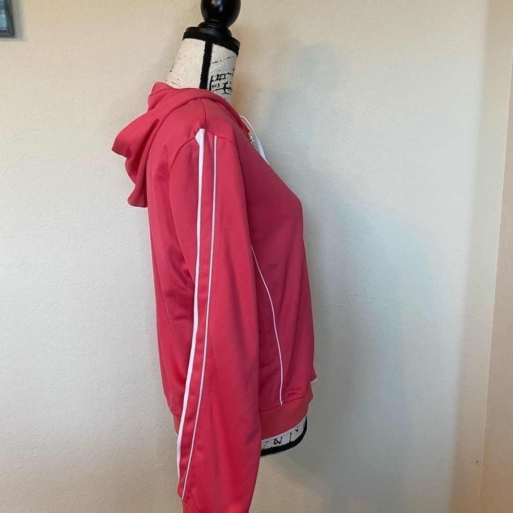 IZOD Movement Jacket - Picture 8 of 12